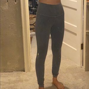 Grey/white lululemon leggings